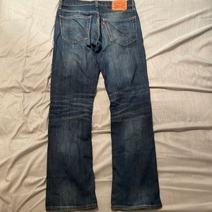 Levi’s 527